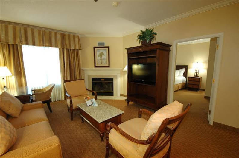 Best Western Richmond Suites H Baton Rouge Esterno foto